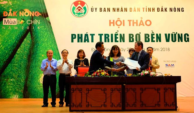 SAM Agritech hợp tác với New Zealand đưa bơ Đắk Nông tiếp cận thị trường thế giới SAM Agritech hợp tác với New Zealand đưa bơ Đắk Nông tiếp cận thị trường thế giới
